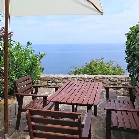 Semesterbostad Ferienhaus Sant'andrea 201s Casa Anselmi